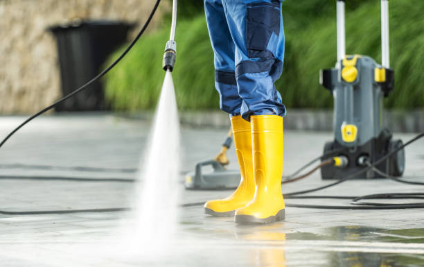 Best Local Pressure Washing Services  in Mequon, WI