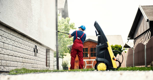 Best Roof Power Washing Services  in Mequon, WI